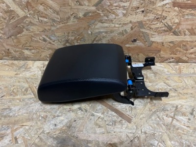 Подлокотник подушка механизм land rover discovery sport l550 кожа фото №1