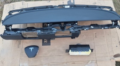 Панель приладів панель  оригінальна tesla y 2 x air bag фото №1