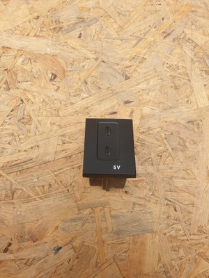 Mercedes a-klasa w177 разъём usb a2478200301 фото №1