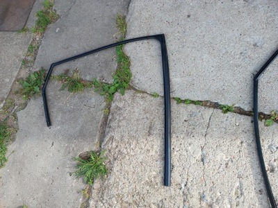 Прокладка стекло левый задняя hyundai ix20 фото №1