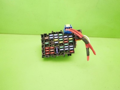 Коробка предохранителей renault twingo ii phi 1.2 фото №1