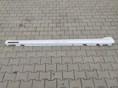 Молдинг поріг ліва bmw 7 g11 підсвічена колір a300 фото №1