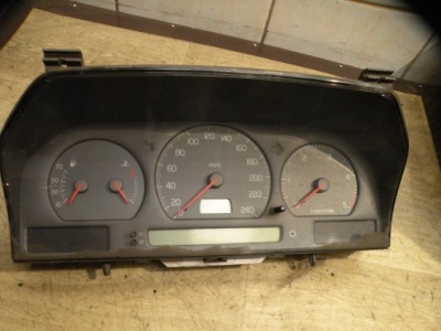 Volvo s70 v70 97-99 панель фото №1