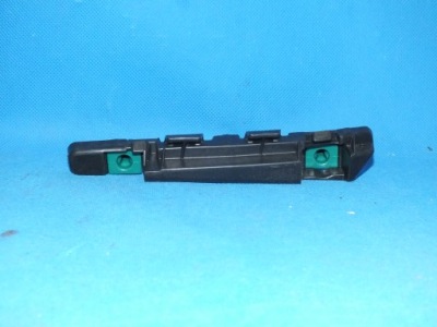 Кронштейн  бампера правая фото №1