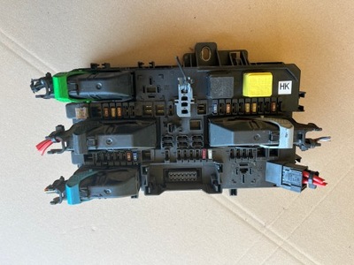 Коробка запобіжників модуль bsi opel astra h 2004-2008 1.6 13206762 фото №1