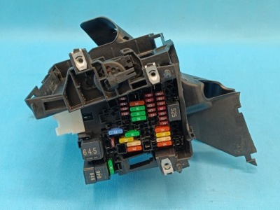 Vw t-roc lift 1.5 tsi 110kw 2025 r кронштейн коробка запобіжників 517941395c фото №1