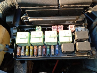 Mini cooper r56 06-13 коробка запобіжників 1.6 дизель фото №1