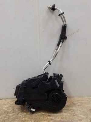 Chrysler pacifica 2016-20 отопитель задняя фото №1