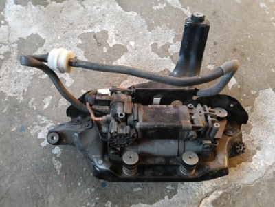 Audi a6 a7 компресор підвіска 4g0616005c фото №1
