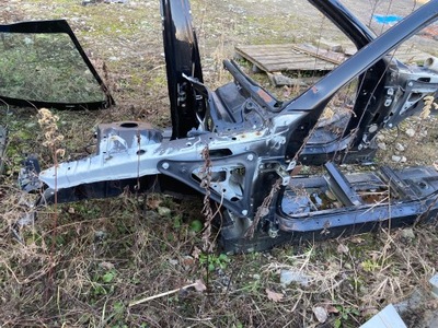 Lexus is чверть перед ліва lub права з рамка i стійка 2013-2020 фото №1