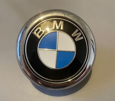 AGARRADERO EMBLEMA DE TAPA DE MALETERO BMW F20 F39 G02  