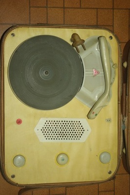 WG-257 Monoton Gramofon ze wzmacniaczem Fonica