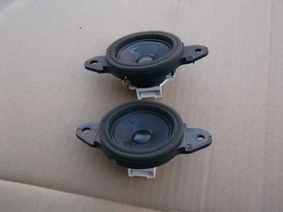 Toyota prius iv динамик твитер консоли фото №1