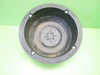 Вкладыш колеса запасного багажника w124 sedan 89-93 фото №1