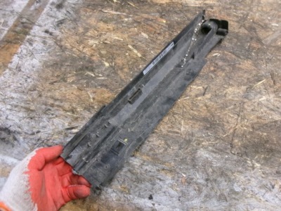 Bmw f30 кронштейн радиатора 15272311 фото №1
