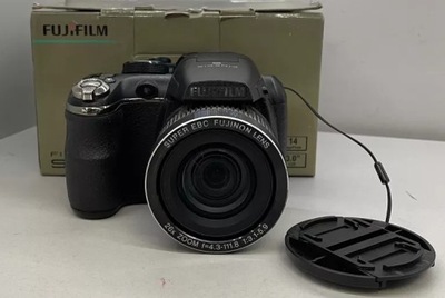 APRAT FUJIFILM FINEPIX S3300