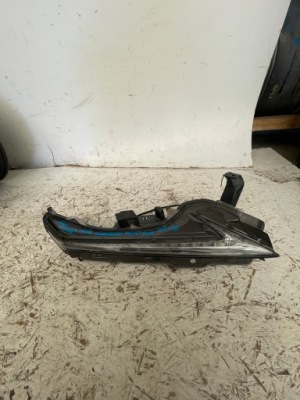 Лампа передняя левый поворотник плавающий lexus nx 300h фото №1