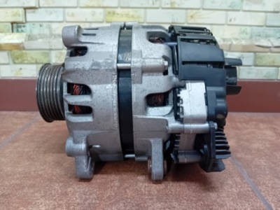 Генератор a6 c8 a5 8w 2.0 tdi 04l903018bx фото №1