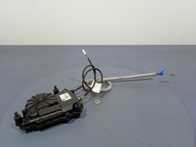 Bmw x4 f98 g02 доводчик крышки багажника задняя 5 pin 7431076 фото №1