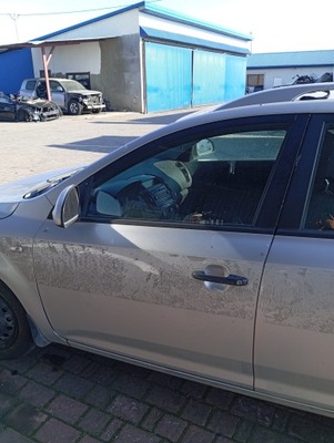 Kia ceed i kombi двері ліва передні перед голий фото №1