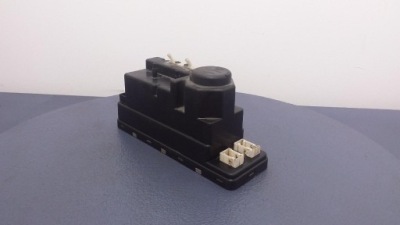 Mercedes slk r170 помпа центрального замка 2108000448 фото №1