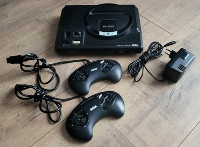 Sega Mega Drive PAL-G 2x Pad Super Stan Komplet OKAZJA !