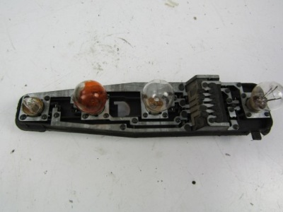 Opel vectra b вкладиш лампи задня правий 99-02 kombi fl carello фото №1