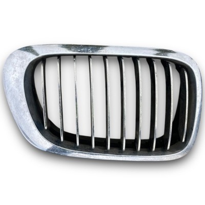 Bmw 3 e46 решітка радіатора решітка радіатора решітка бампера решітка радіатора права 8208668 фото №1