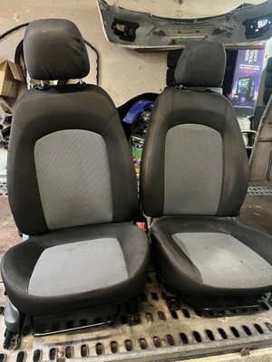 Сидіння fiat grande punto хетчбек 3d перед водій пасажир фото №1