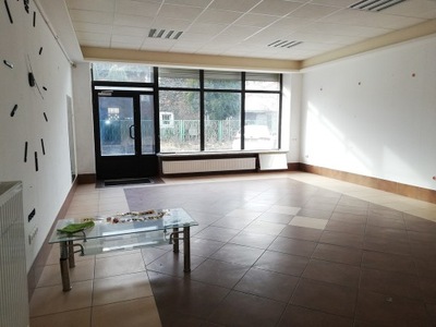 Lokal handlowy, Jelenia Góra, 65 m²