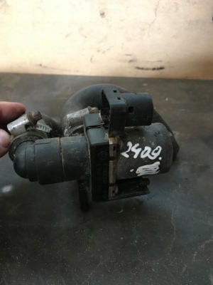 Bmw e36 клапан электроклапан воды 1147412052 фото №1