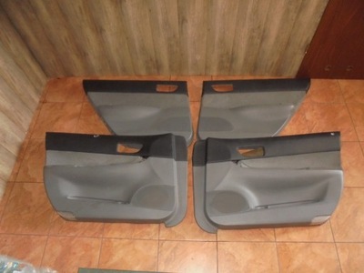 Обшивка двері mazda 6 03' 2.0b sedan фото №1