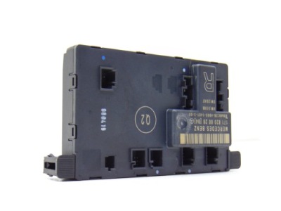 Модуль блок керування двері правий правих mercedes slk r171 w171 1718206026 фото №1