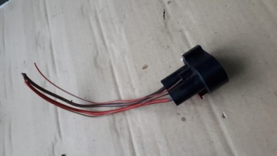 A5 8t штекер wentylayorów колодка a4 b8 q5 фото №1