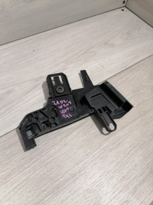 Mercedes w247 кронштейн замок лівий задня a2477230100 фото №1