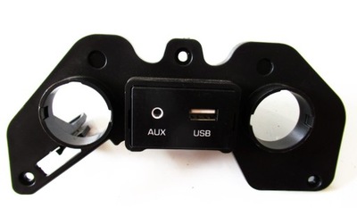 Hyundai i30 n роз'єм usb фото №1