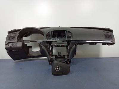 Insignia a панель приладів приладова консоль подушки безпеки eu фото №1