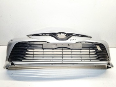 Toyota camry viii 8 17- бампер перед передній решітка радіатора фото №1