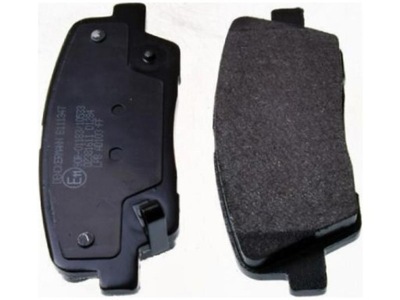 Тормозные колодки задняя hyundai grand santa fe 2.2 3.3 13- фото №1