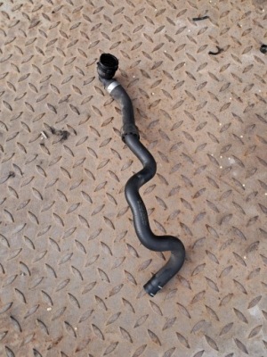 Патрубок шланг води skoda octavia iii 1.6 tdi 5q0122101be фото №1