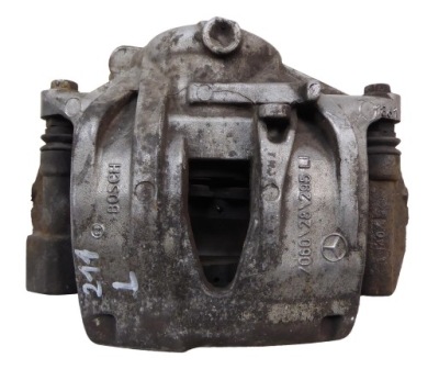 Mercedes w211 3.0 cdi суппорт тормоза левый перед фото №1