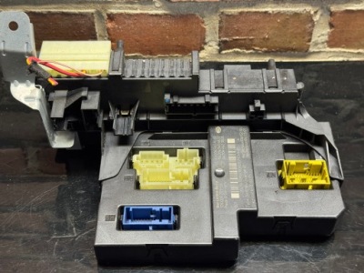 Mercedes w204 модуль sam 2045451869 фото №1