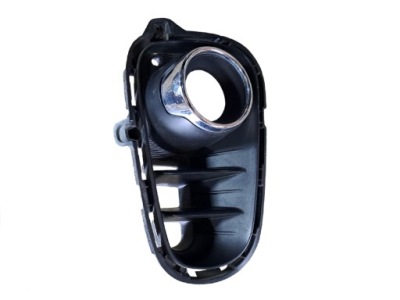 Kia rio iv 86526-h8020 решітка хром na протитуманна фара фото №1