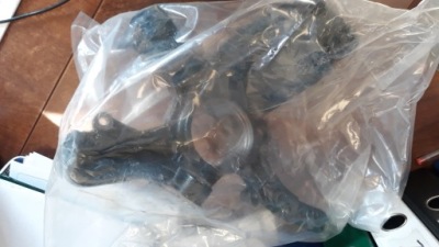 Поворотный кулак колеса 1j0407256aj r передняя правая фото №1