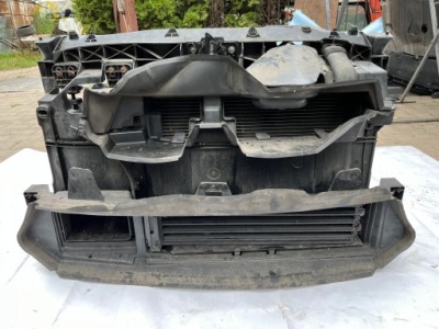 Pas передній з радіаторами renault scenic iv 1.5 dci гібрид фото №1