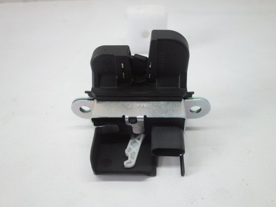 Замок кришки багажника skoda yeti 5l6827505e фото №1