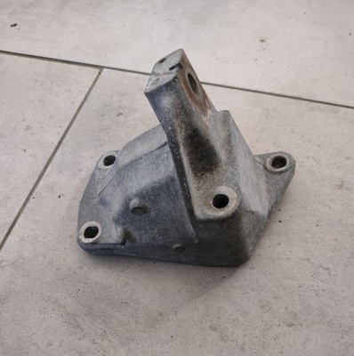 2011 2016 2023 dodge durango кронштейн двигуна ліва фото №1