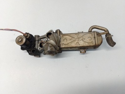 Клапан egr радіатор вихлопних газів 11725507 vw audi skoda фото №1