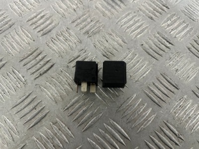 Opel meriva b реле 13171831 фото №1