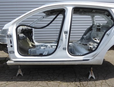 Поріг блок двигуна лівий opel insignia a фото №1